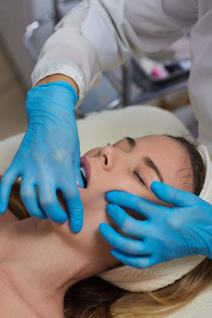 Articulación temporo-mandibular ATM